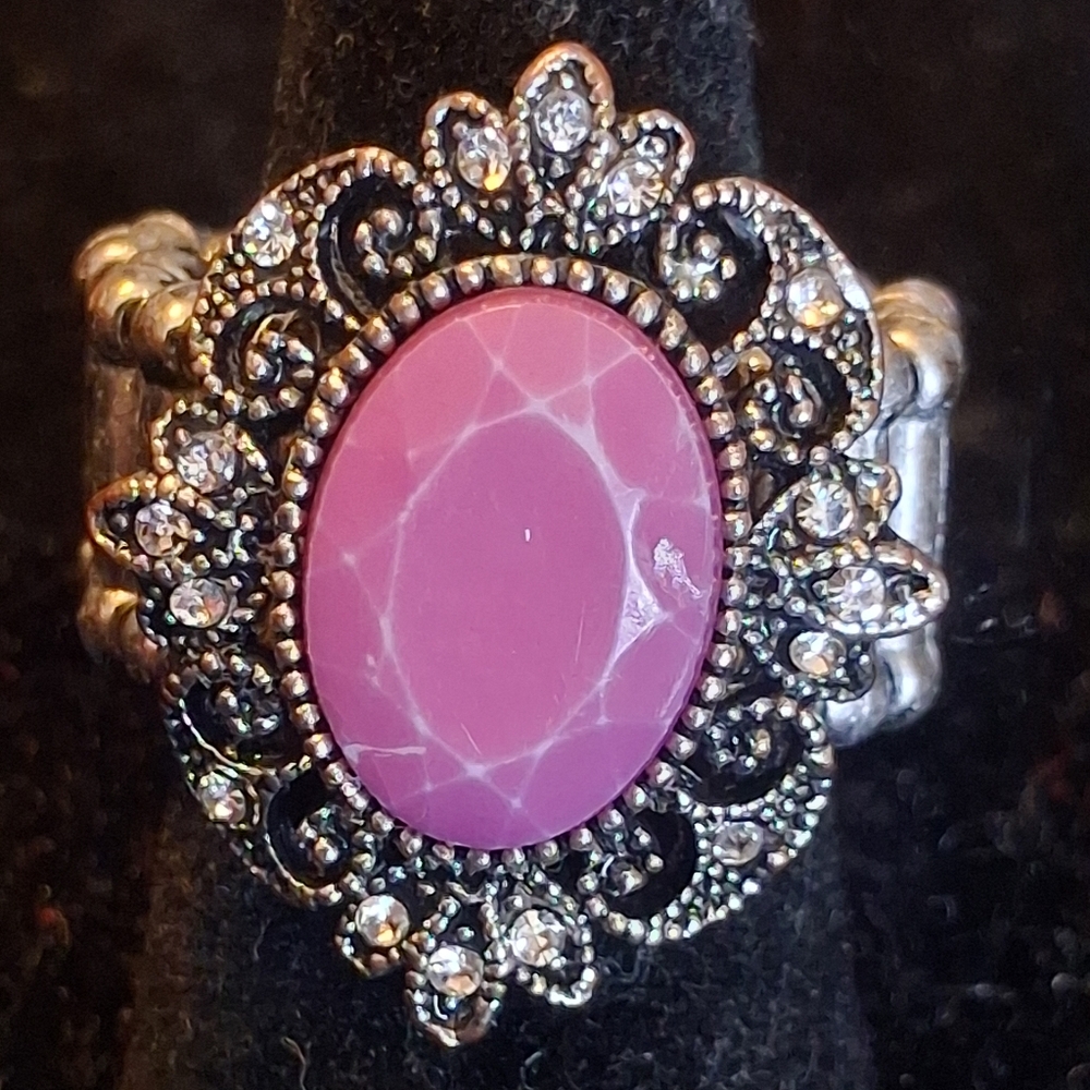 Paparazzi Purple Stone Vintage-Style Decorative Ring